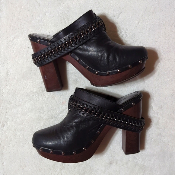 Black Leather Wood Platform Clogs With Studs - Picture 2 of 10
